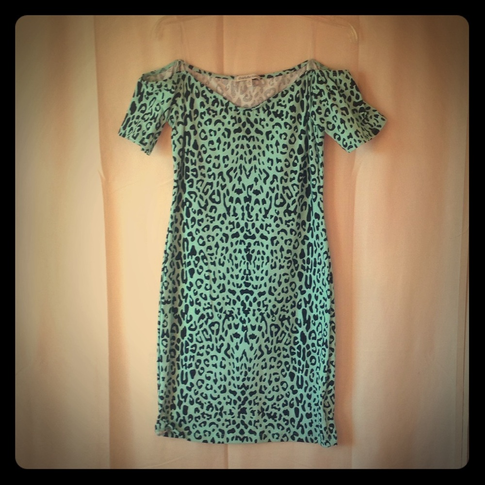Off-the-Shoulder BodyCon Dress
